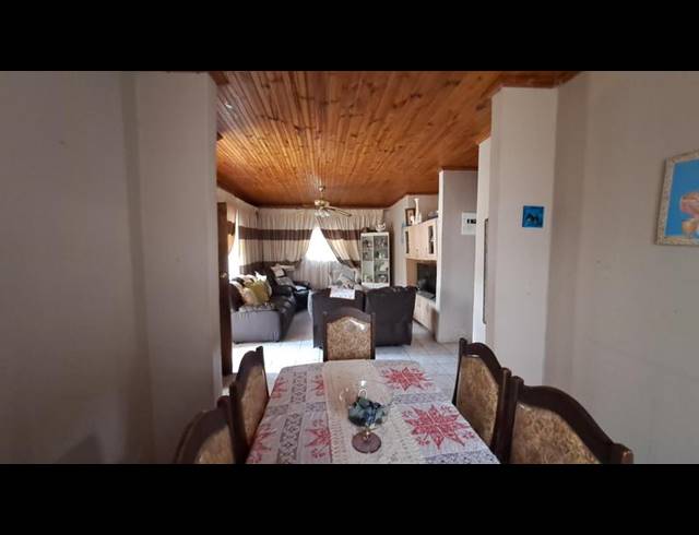 3 BEDROOM HOUSE FOR SALE IN UMLAZI BB